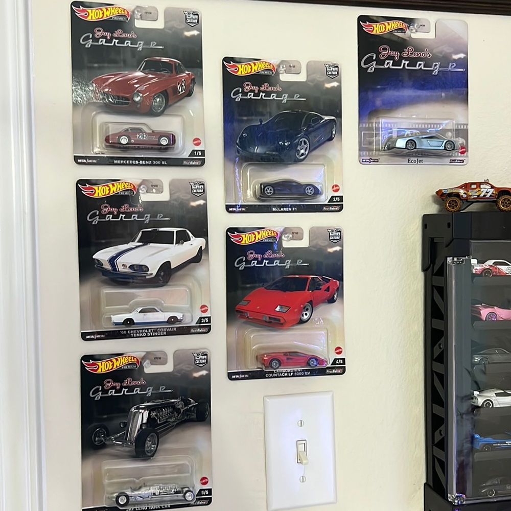 Jay Leno's Garage Hotwheels Set